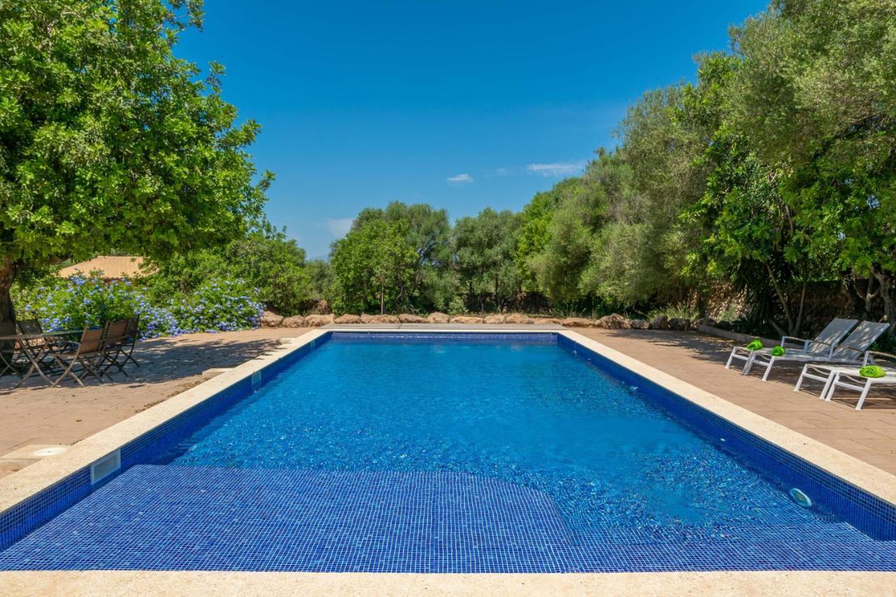 Saran Villa